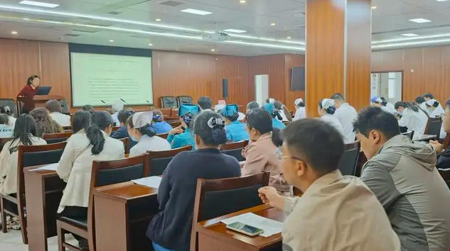 武隆区护士执业资格工资多少钱一个月通常(武隆区护士工资多少)